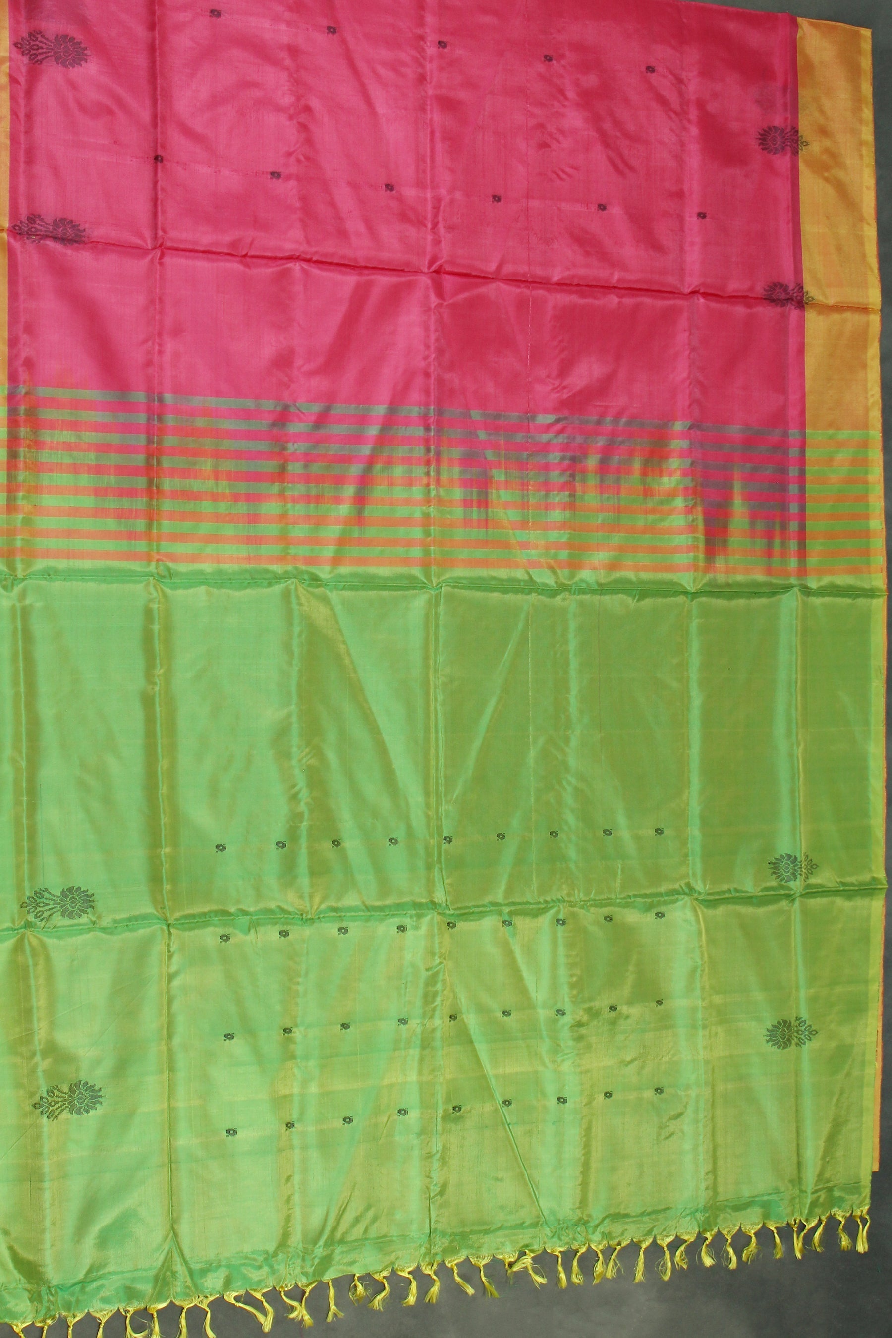 Banarasi Sarees Online: How to Identify Authentic Weaves and Where to Buy in the USA - JCS Fashions