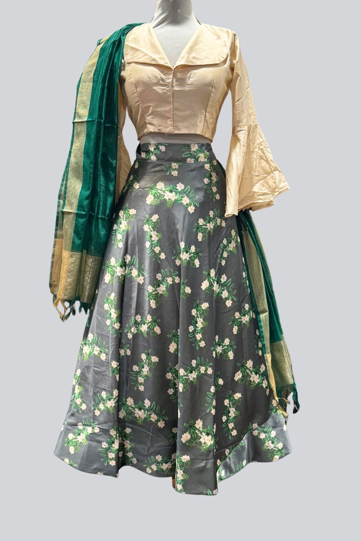 How to Style a Lehenga for a Wedding: Dupatta, Jewelry and Fit Tips That Matter - JCS Fashions