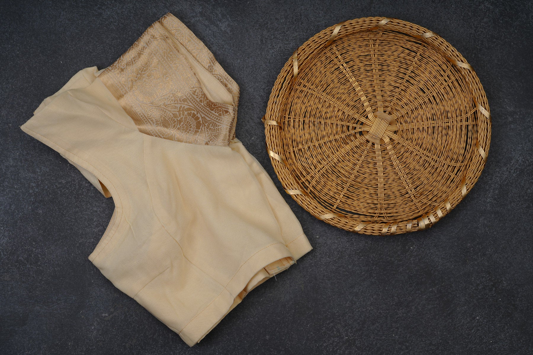 Opulent Chickenkari Georgette Saree with Stunning Zari Border Saree JCS Fashions