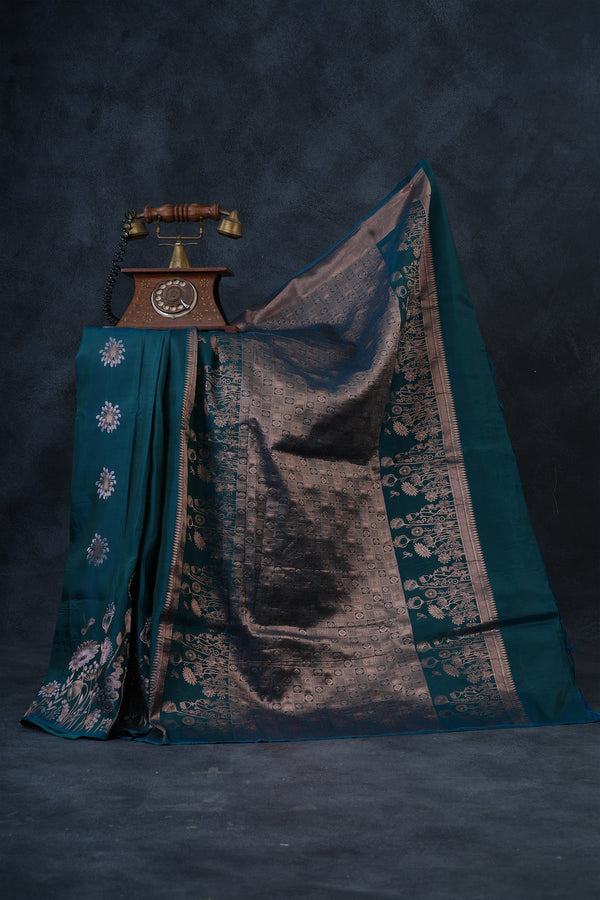 Authentic Kanchipuram Handloom Bridal Silk With Floral Zari Motifs
