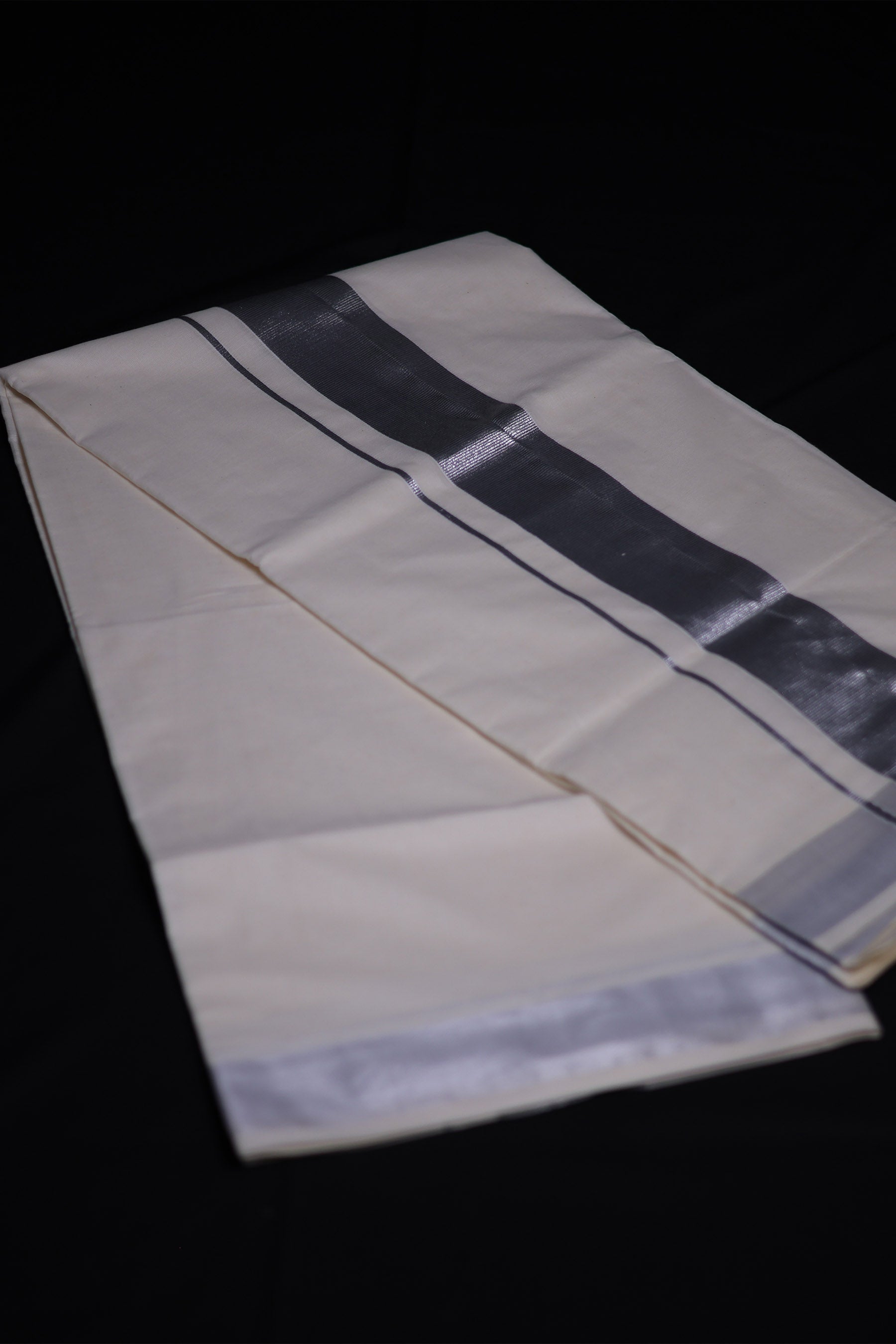 Authentic Kerala Cotton Saree with White Zari Border