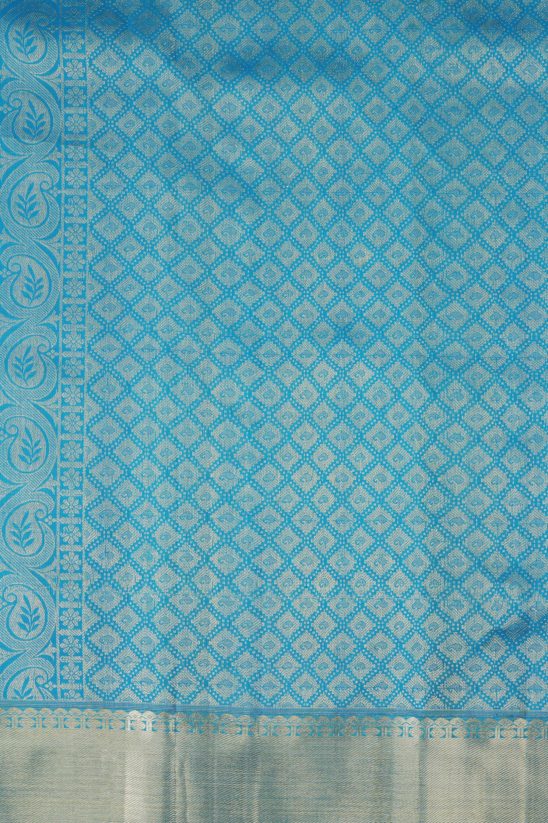 Blue Kanchipuram Handloom Silk Masterpiece with Grand - View 6 - JCS Fashions