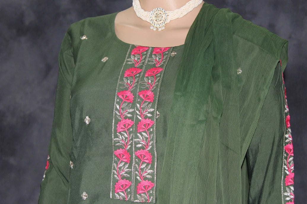 Beautiful Cotton 3 piece set, Pant with Elastic and shawl. Embroidered and sequin details work, Soft chiffon fabric Dupatta