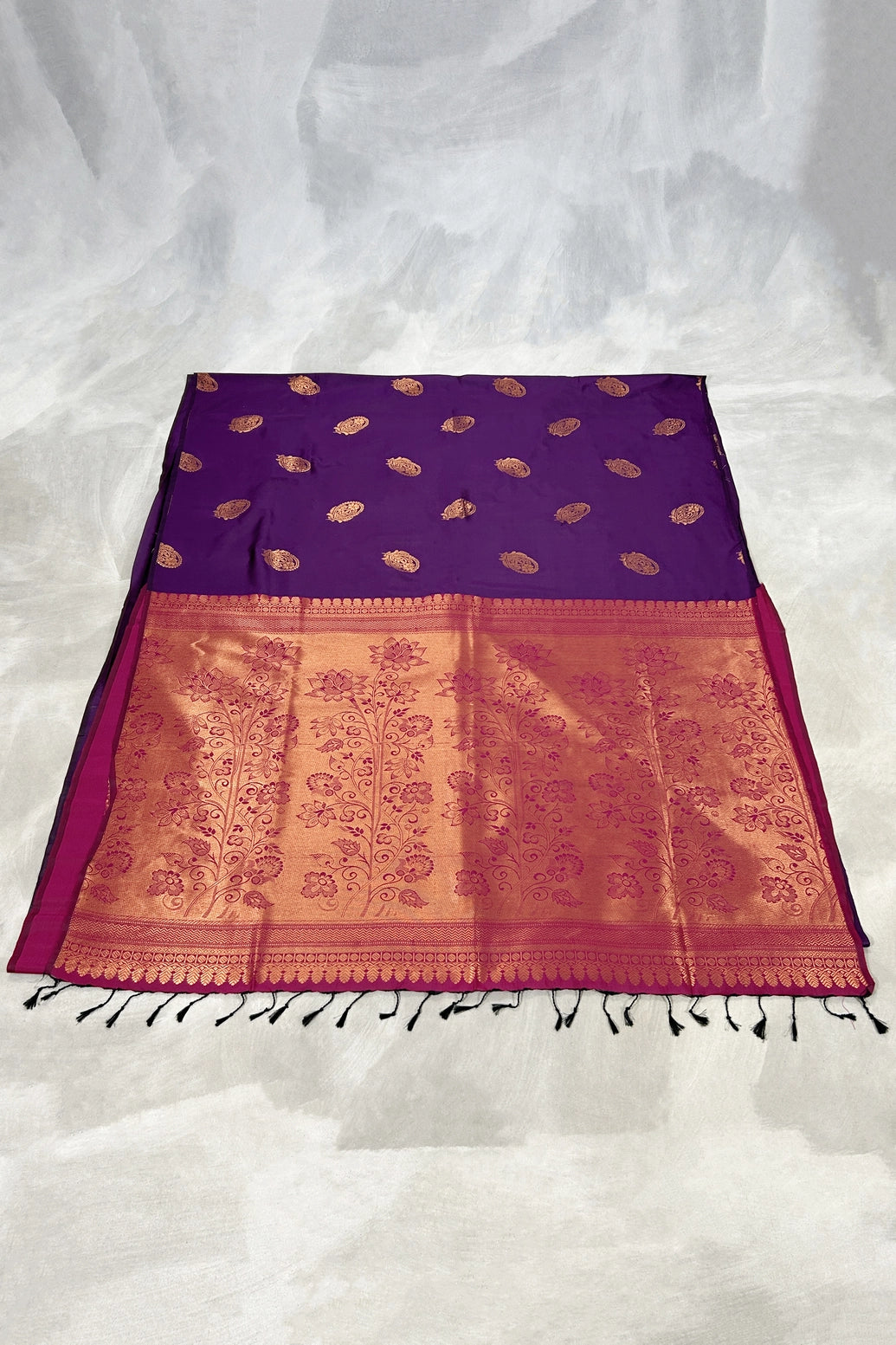 Purple Korvai Soft Silk Border Saree with Gold Zari Buttas and Floral Traditional Border