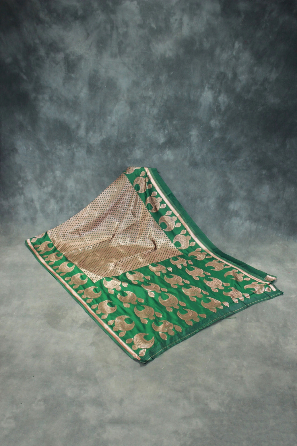 Dark Green Coconut Silk Saree with Jhumka Weaving in Pallu and Border, Includes Blouse
