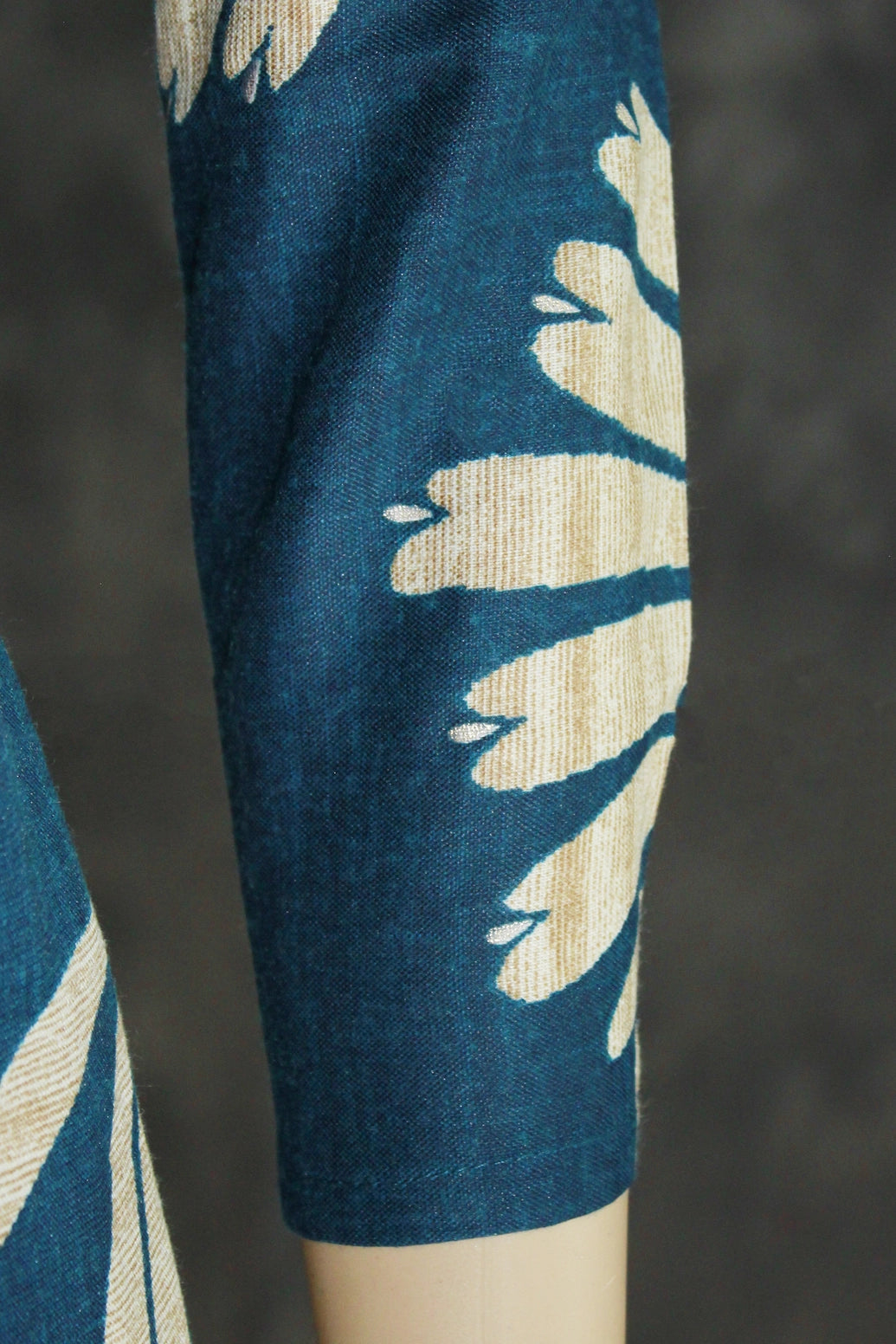 Cotton Peacock Blue Kurta Set with Floral Design