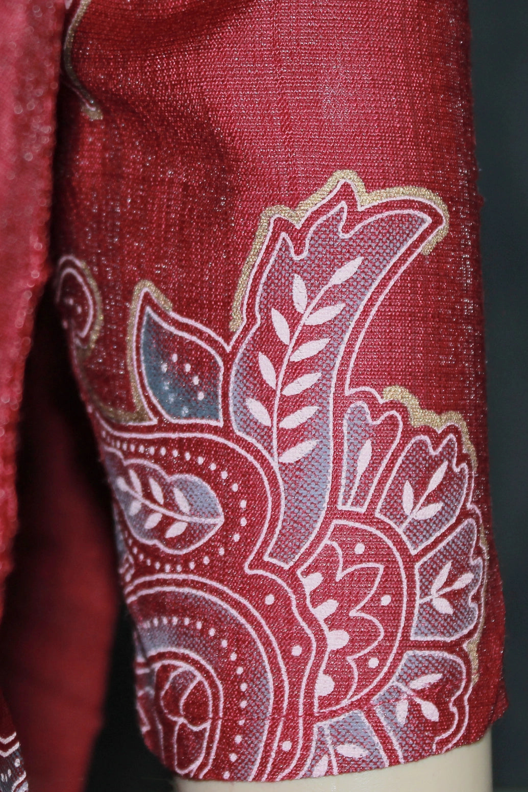 Maroon Cotton 3-Piece Kurti Set with Elastic Pant & Chiffon Dupatta, V Neck Embroidered Sequin Work