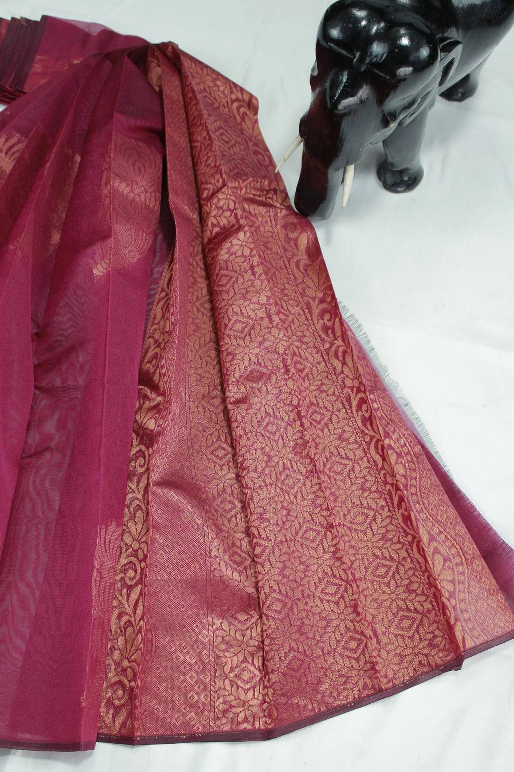 Maroon Silk Cotton Saree with Zari Border, Borderless Design, Comes with Blouse
