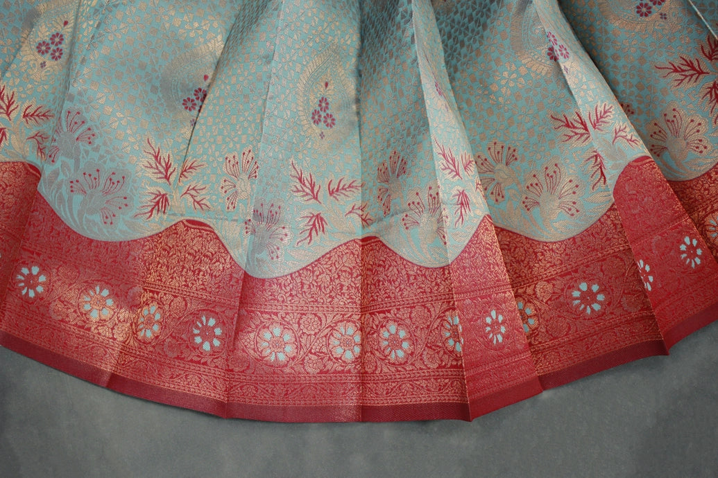 Pastel Blue Kubera Silk Pattu Saree with Design Border, Blouse Piece & Visiri Folding