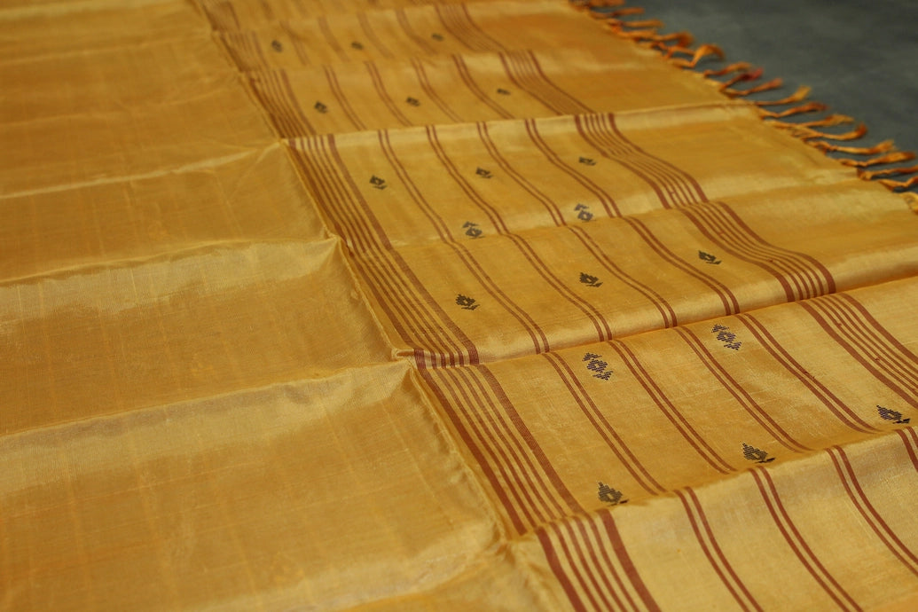Traditional Orange Vaazhai Naar (Banana Pith) Borderless Saree with Small Butta Motifs and Contrast Pallu