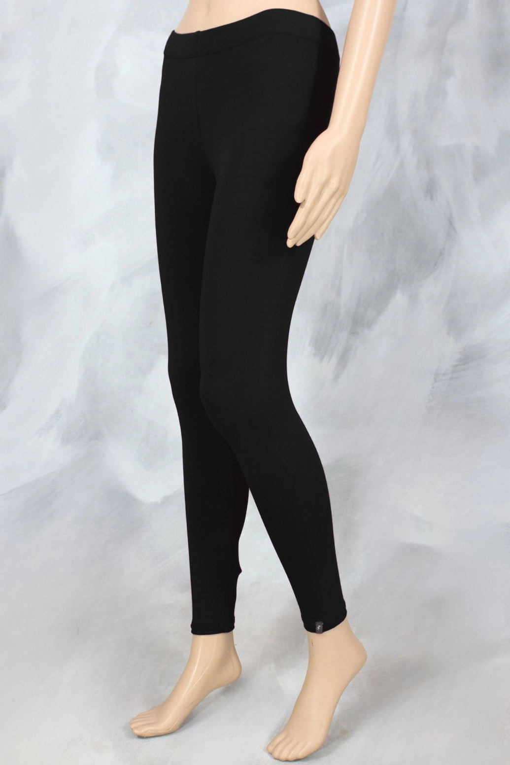 Black Ankle-Length Leggings in 4-Way Lycra with Silicon-Wash Smooth Finish