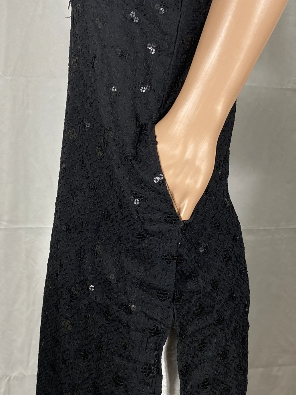Black Lakhnavi Kurta for Men with Sequins Detail | Traditional Ethnic Kurta for Festive Wear