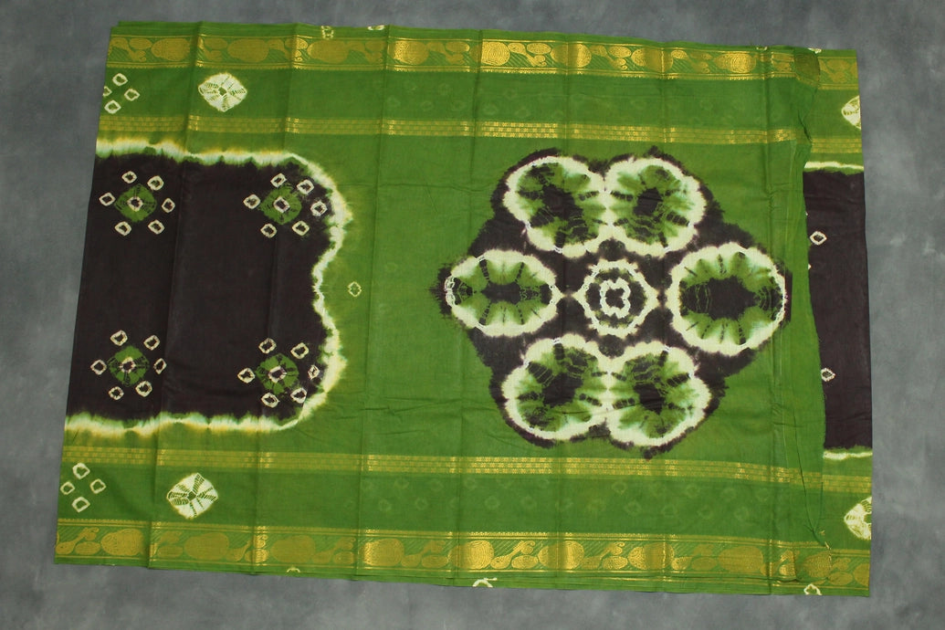 Pure Sungudi Cotton Bandhani Saree with Golden Zari Border - Dark Brown & Green