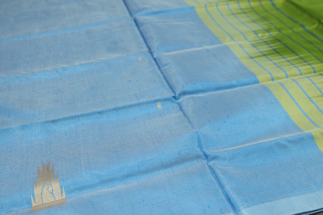 Green Vaazhai Naar (Banana Pith) Borderless Saree with Small Buttas and Blue Pallu