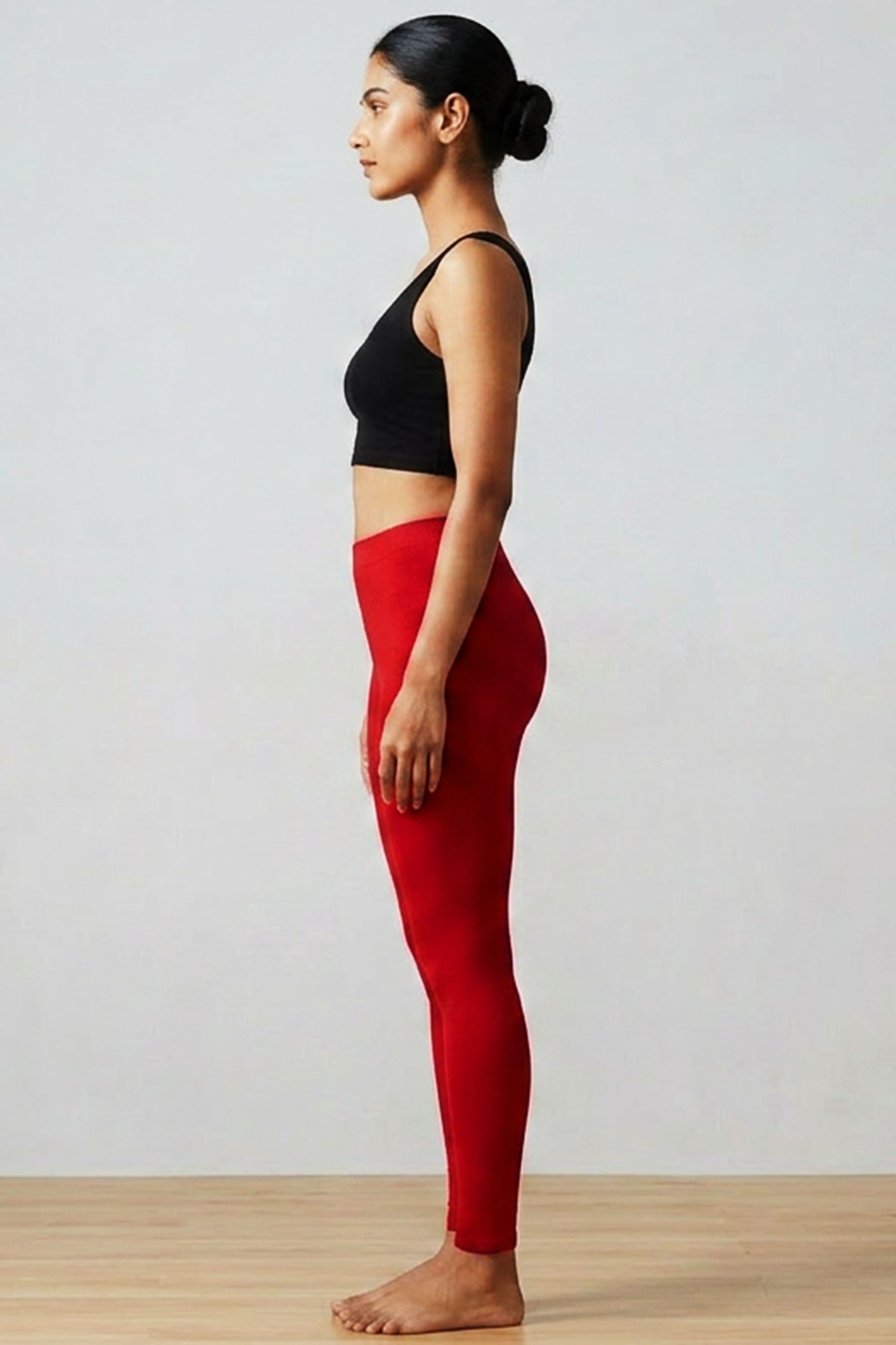 Ankle-Length Leggings in 4-Way Lycra for Ultimate Comfort & Flexibility - AI Model Photo 2