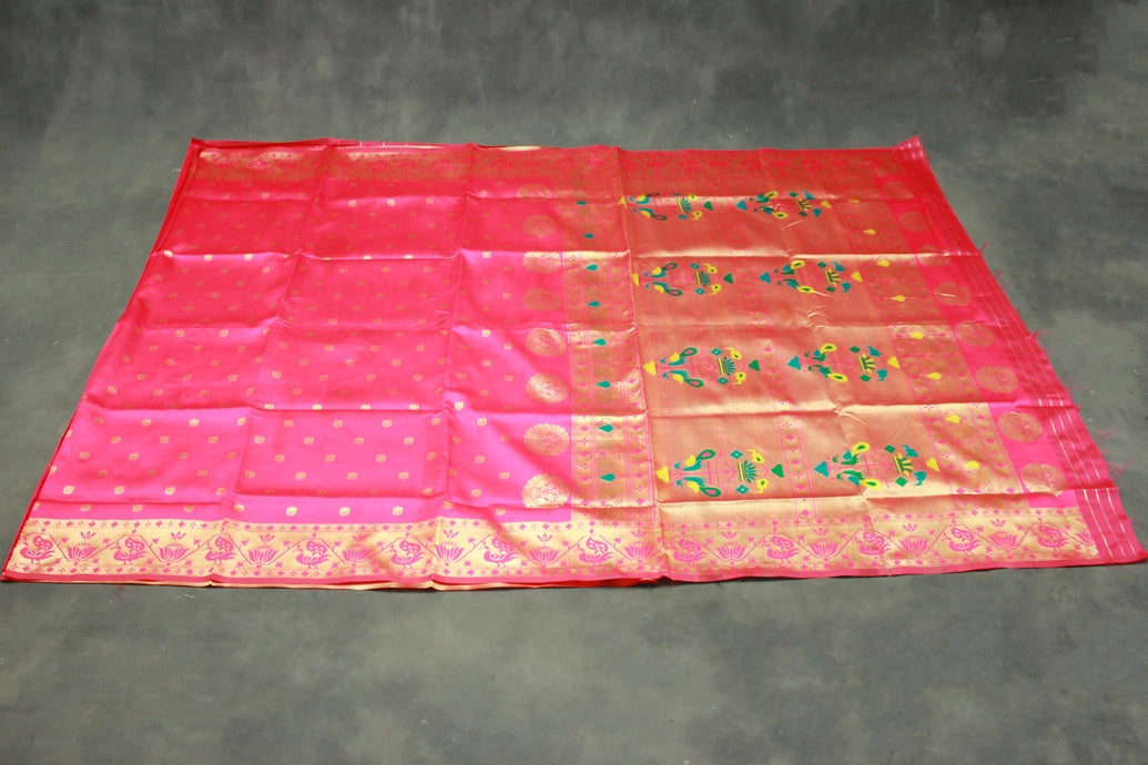 Paithani Pure Silk Peacock Design Pallu Saree With Design Border, Full body comes with butties
Saree Fabric: Jacquard
Pattern: Zari Woven
B