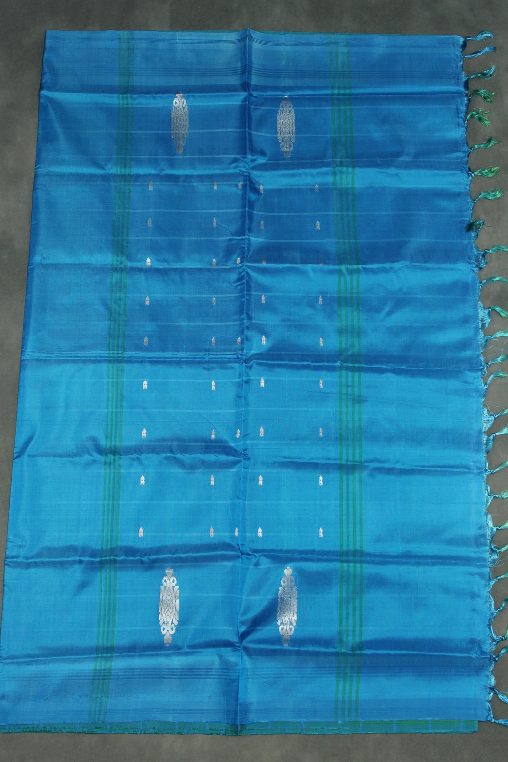 Blue Vaazhai Naar (Banana Pith) Borderless Saree with Small Butta