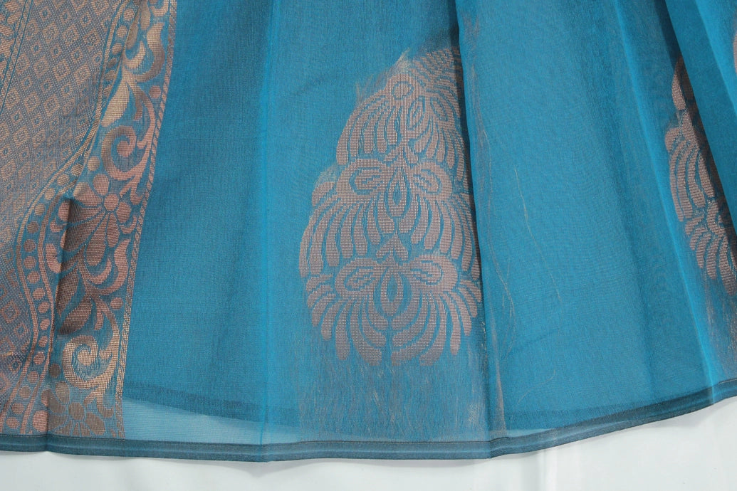Blue Silk Cotton Saree with Zari Borderless Design and Blouse Piece