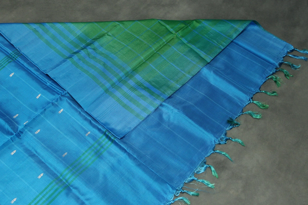 Blue Vaazhai Naar (Banana Pith) Borderless Saree with Small Butta