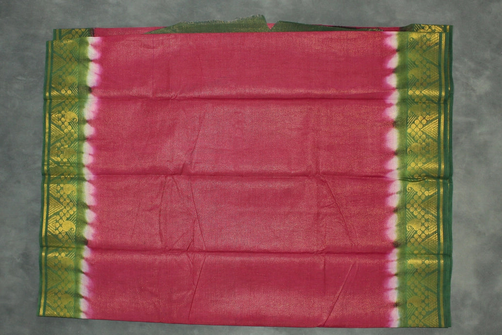 Onion Pink Sungudi Cotton Saree with Green Gold-Tone Zari Border and Vaira Oosi Diamond Pattern