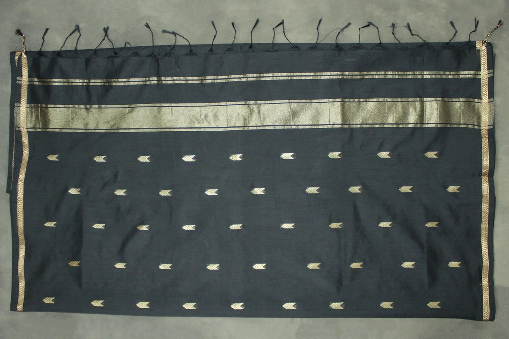 Black Maheswari Silk Cotton Saree with Butta & Zari Border and Blouse Piece