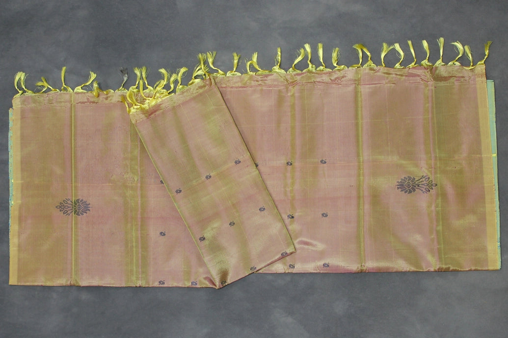 Banana Pith (Vaazhai Naar) Borderless Saree - Light Mehendi Green with Small Butta & Tassels