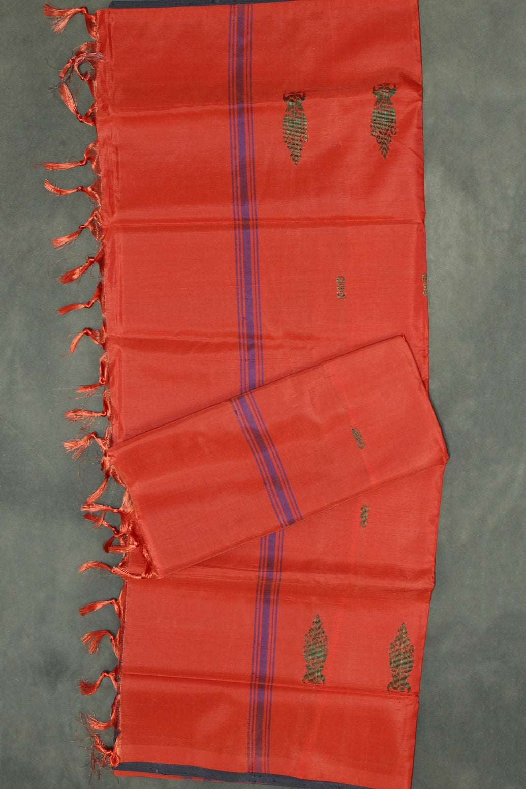 Red Vaazhai Naar (Banana Pith) Borderless Saree with Small Butta and Contrast Stripes - Traditional South Indian Weave