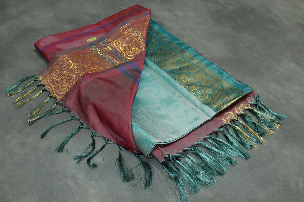Teal and Maroon Vaazhai Naar Saree with Zari Border and Small Buttas