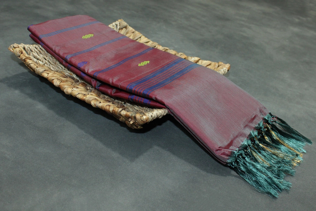 Teal and Maroon Vaazhai Naar Saree with Zari Border and Small Buttas