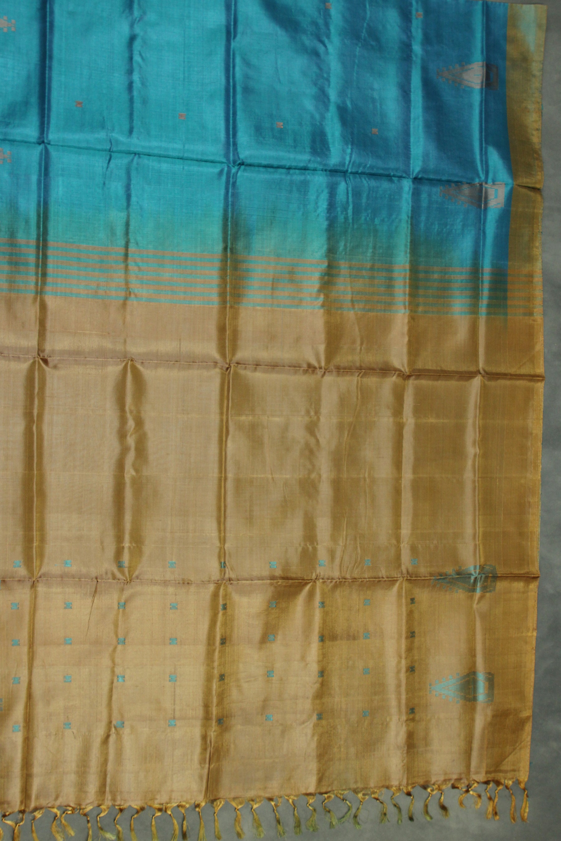 Banana Pith (Vaazhai Naar) Golden Brown Borderless Saree with Teal Butta Motifs - Handwoven
