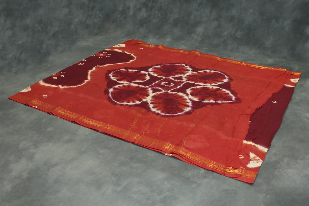 Maroon Bandhani Sungudi Cotton Saree with Golden Zari Border - 5.5m Saree JCS Fashions