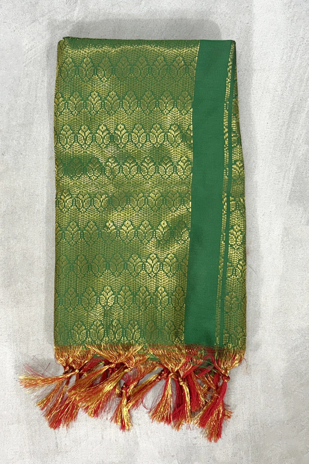 Green Ponnadai Poly Silk Jacquard Temple Shawl with Tassels | 2 Meter Traditional South Indian Dupatta