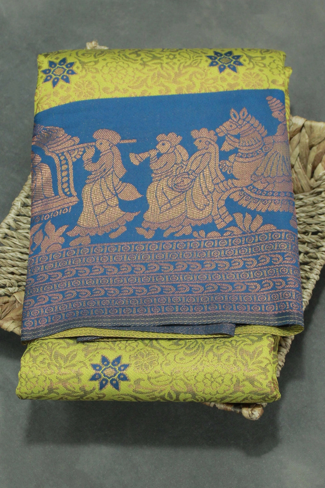 Green Kubera Pattu Saree with Pallakku Border and Matching Blouse - Green