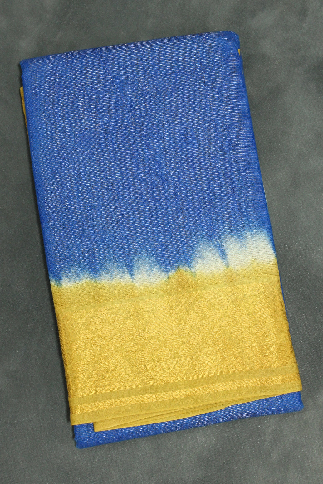 Blue Sungudi Cotton Saree with Diamond-Line Zari Pattern and Gold-Tone Border - Blue