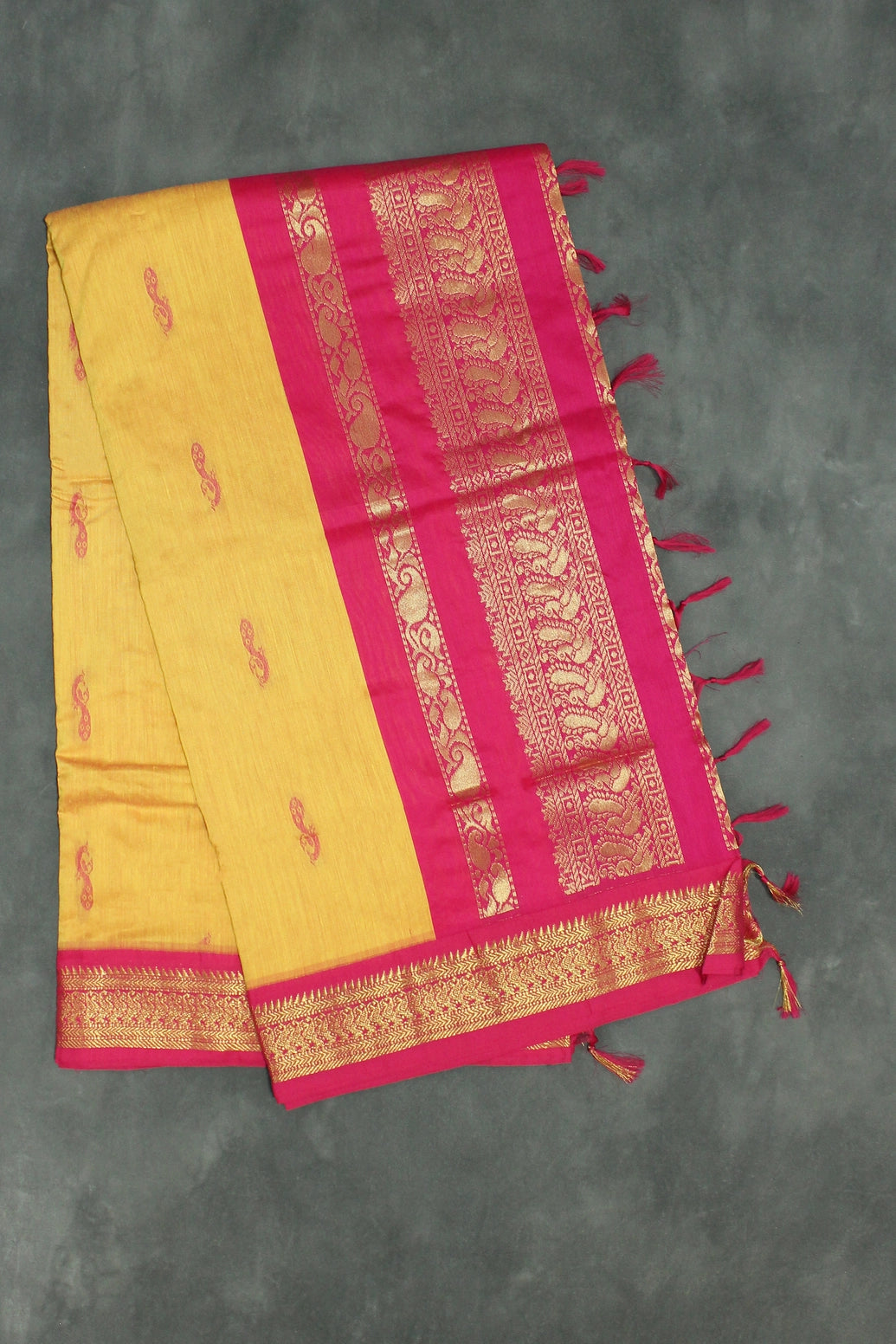 Silk Cotton Yellow & Pink Saree with Grand Pallu and Thick Zari Border - Yellow & Pink