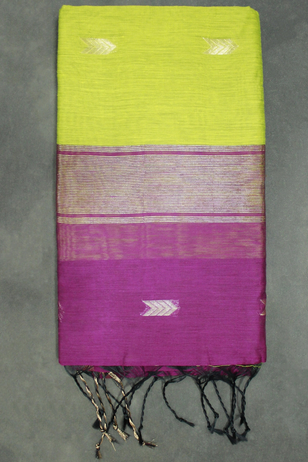 Maheswari Cotton Saree with Small Butta & Zari Border, Green Silk Cotton Saree with Blouse Piece - Green