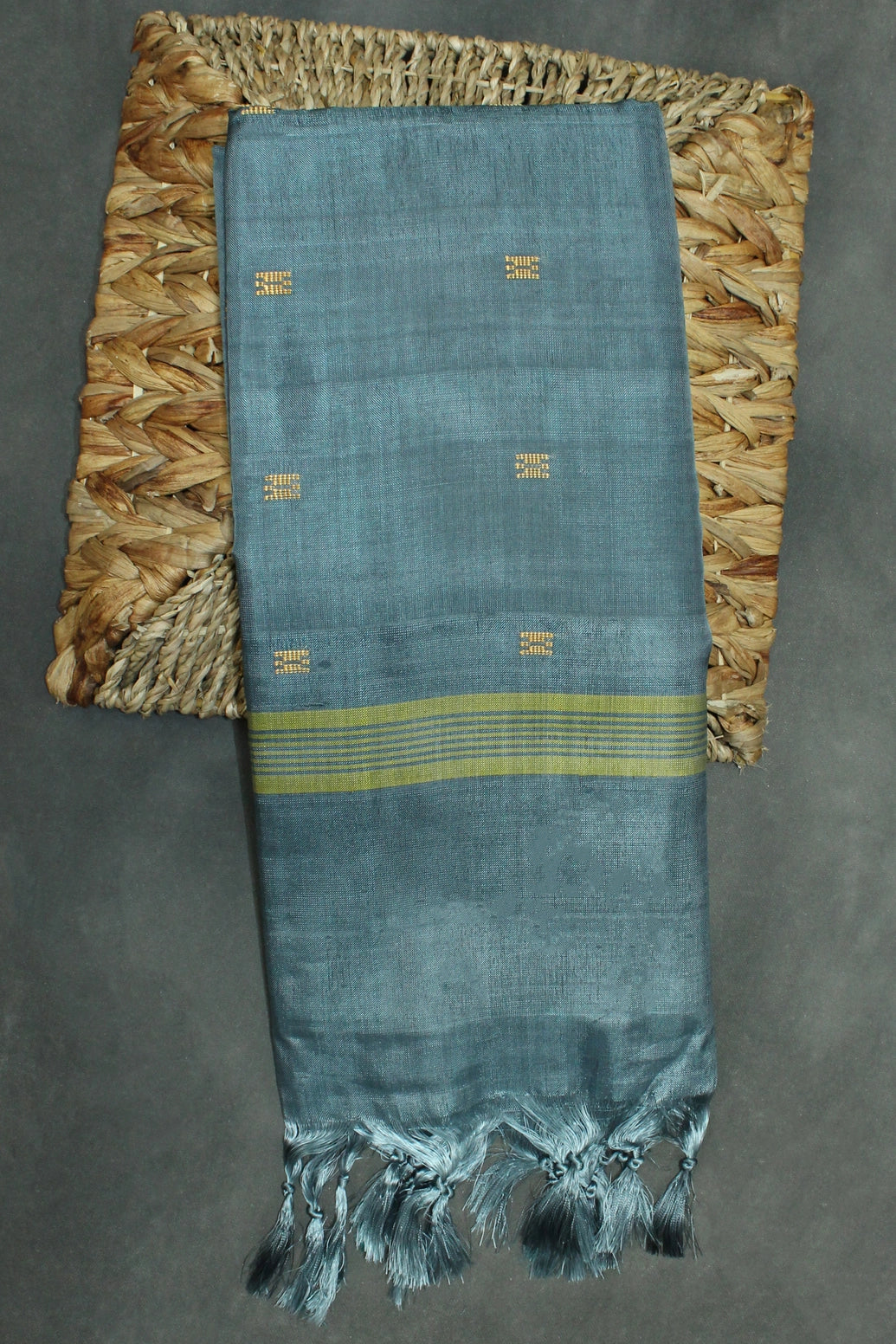 Grey Vaazhai Naar (Banana Pith) Borderless Saree with Small Butta – Classic Ethnic Drape - Grey