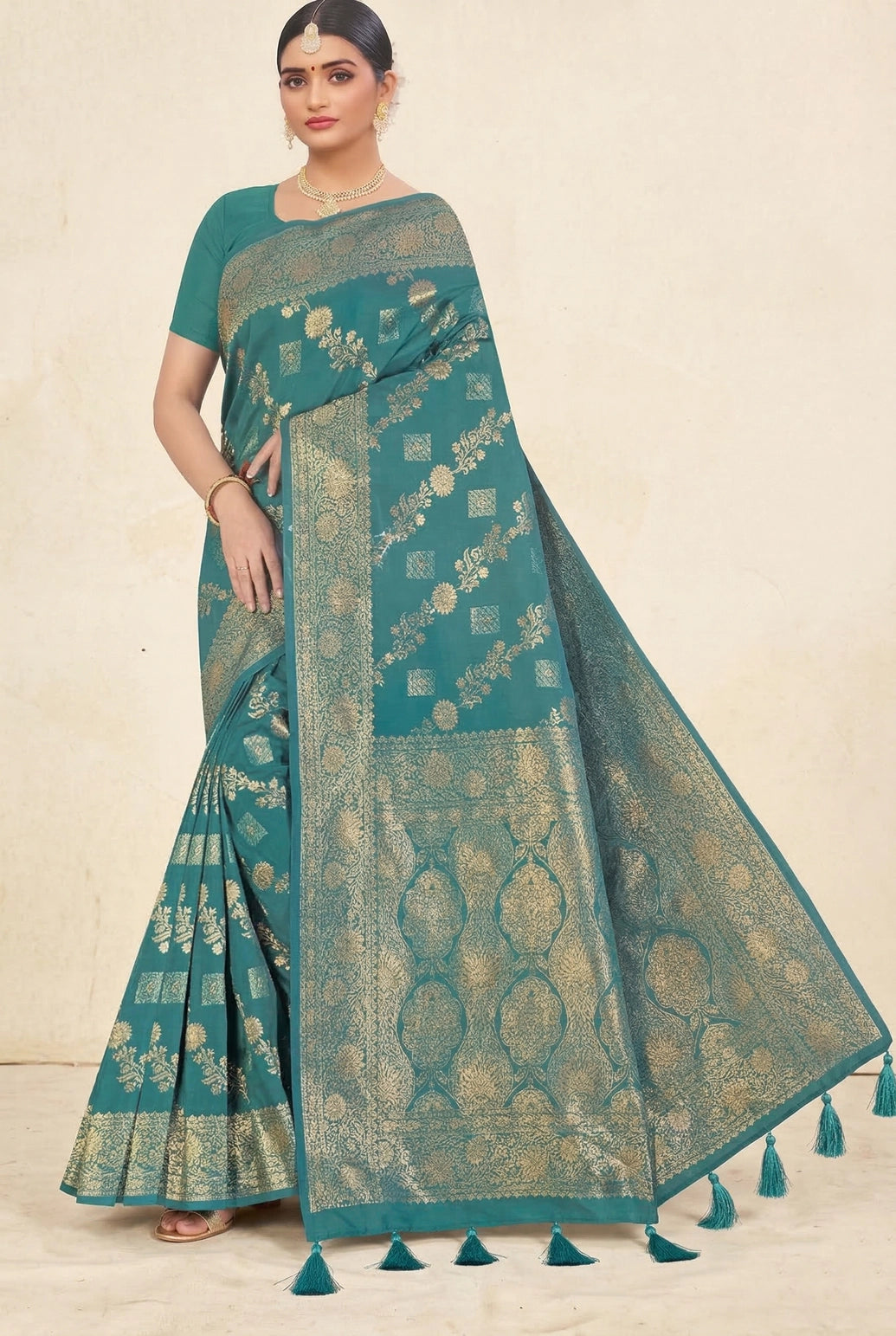 beautifully adorned with intricate zari weaving banarasi saree. The saree features delicate floral motifs woven across the body, complemente - Rama Blue