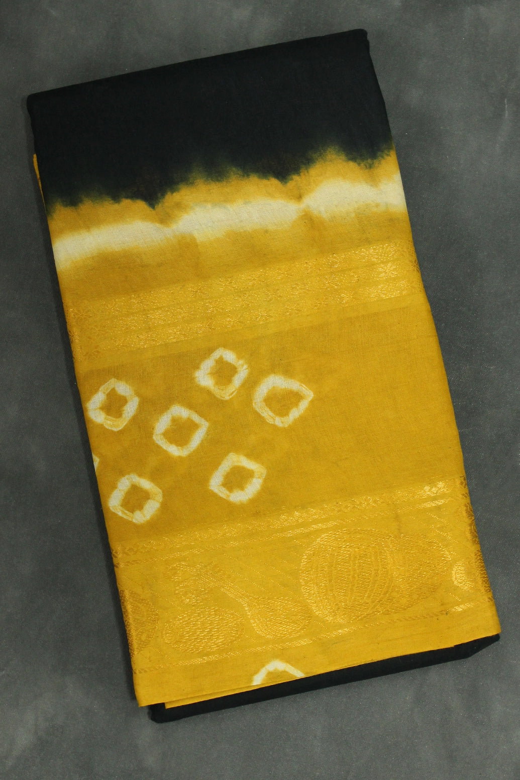 Pure Sungudi Bandhani Saree with Golden Zari Border - Dark Green & Mustard Tie-Dye Saree JCS Fashions Dark Green 5.5 meters