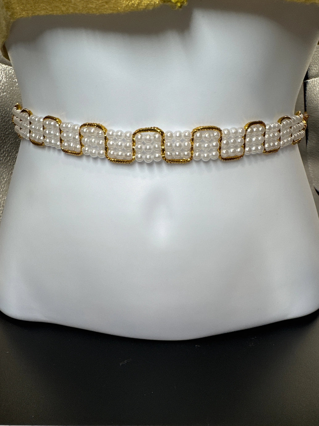 Gold-Tone Pearl Hip Belt with Layered Imitation Pearls – Traditional Adjustable Waist Chain