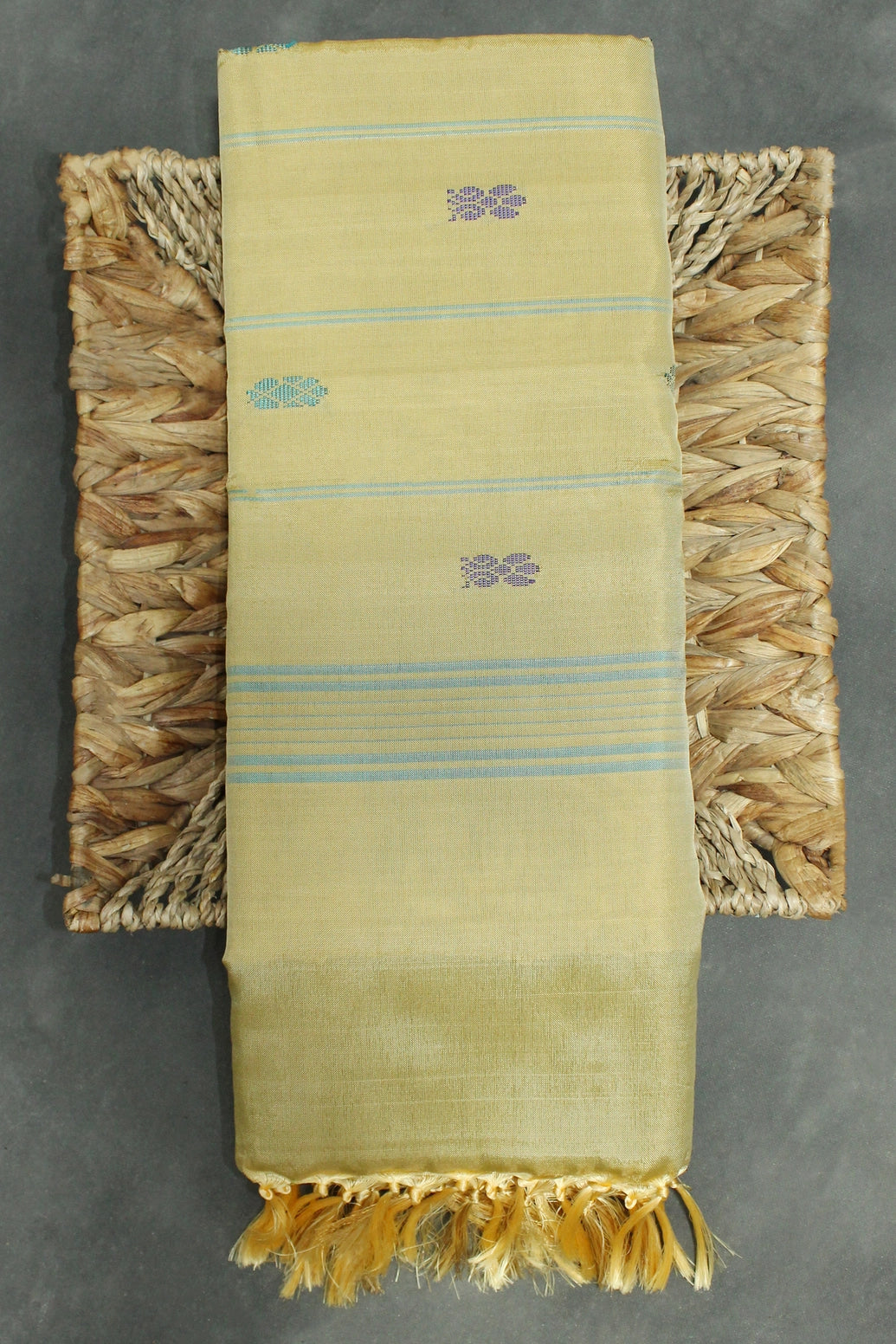 Peacock Blue Vaazhai Naar (Banana Pith) Saree with Zari Border and Butta - Peacock blue
