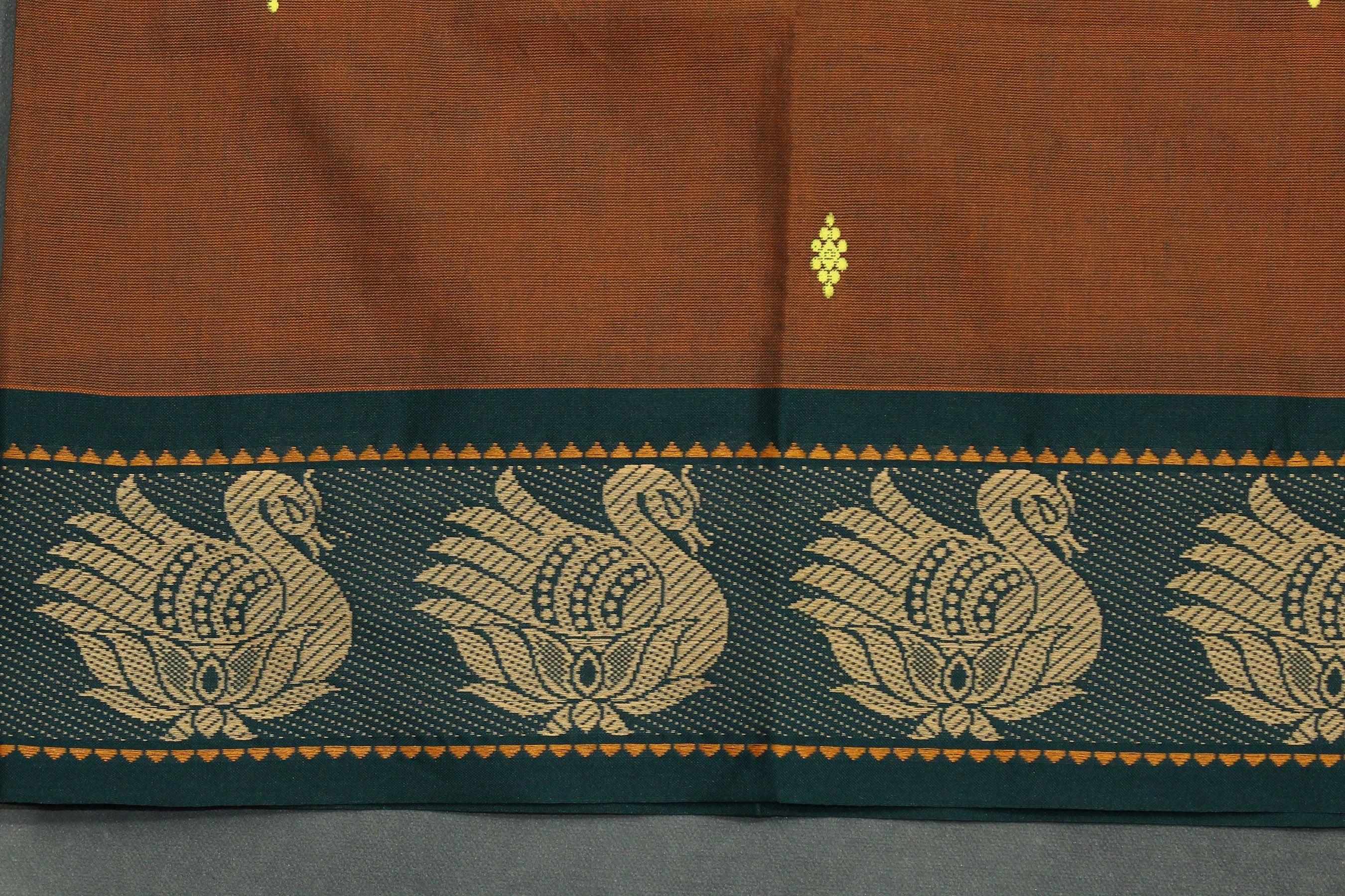 Brown Poly Cotton Butta Saree with Dark Green Thread — IMG-3