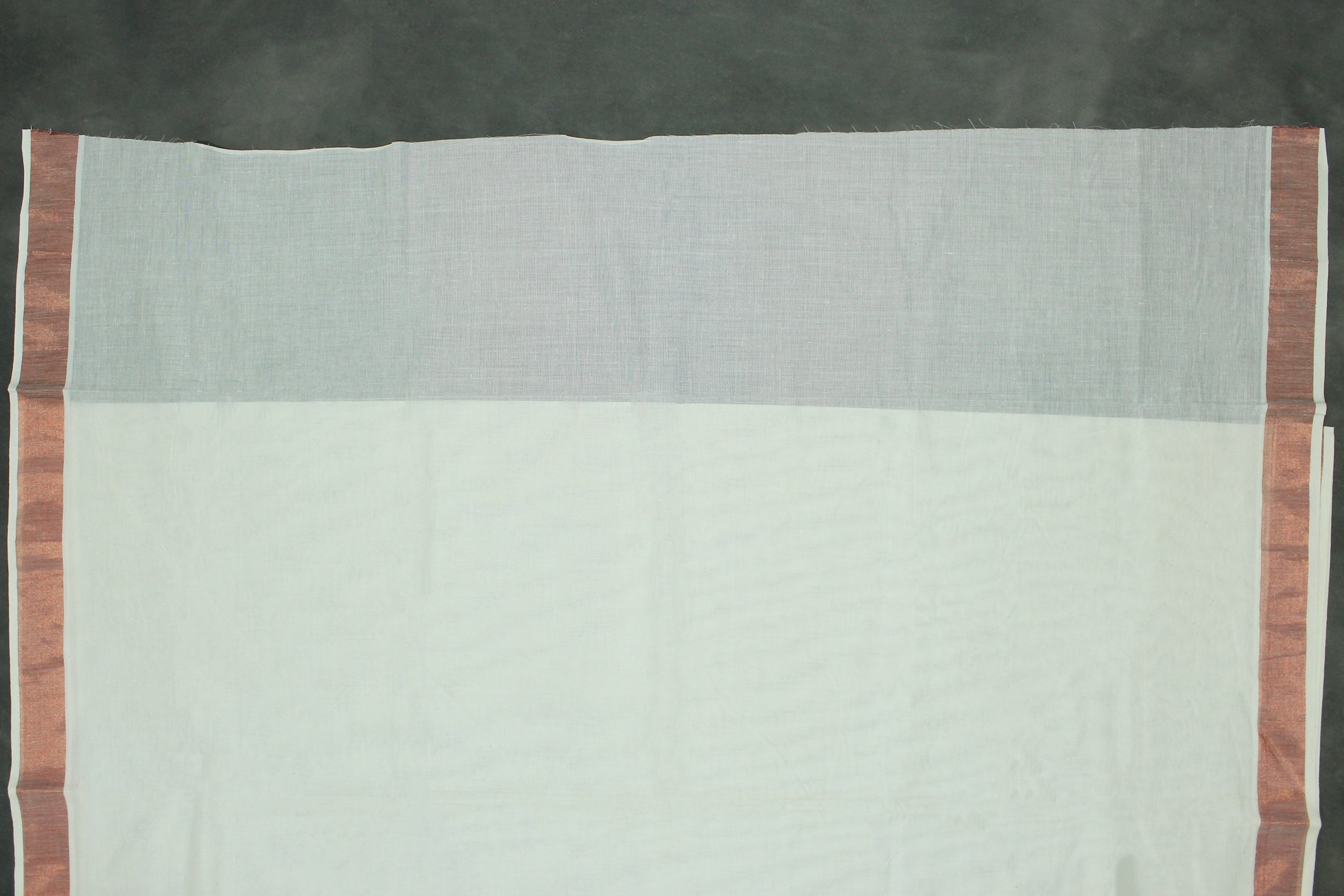 Pure Kerala Cotton White Saree with Copper Zari Border, Peacock Floral Embroidery and Blouse Piece — IMG-4