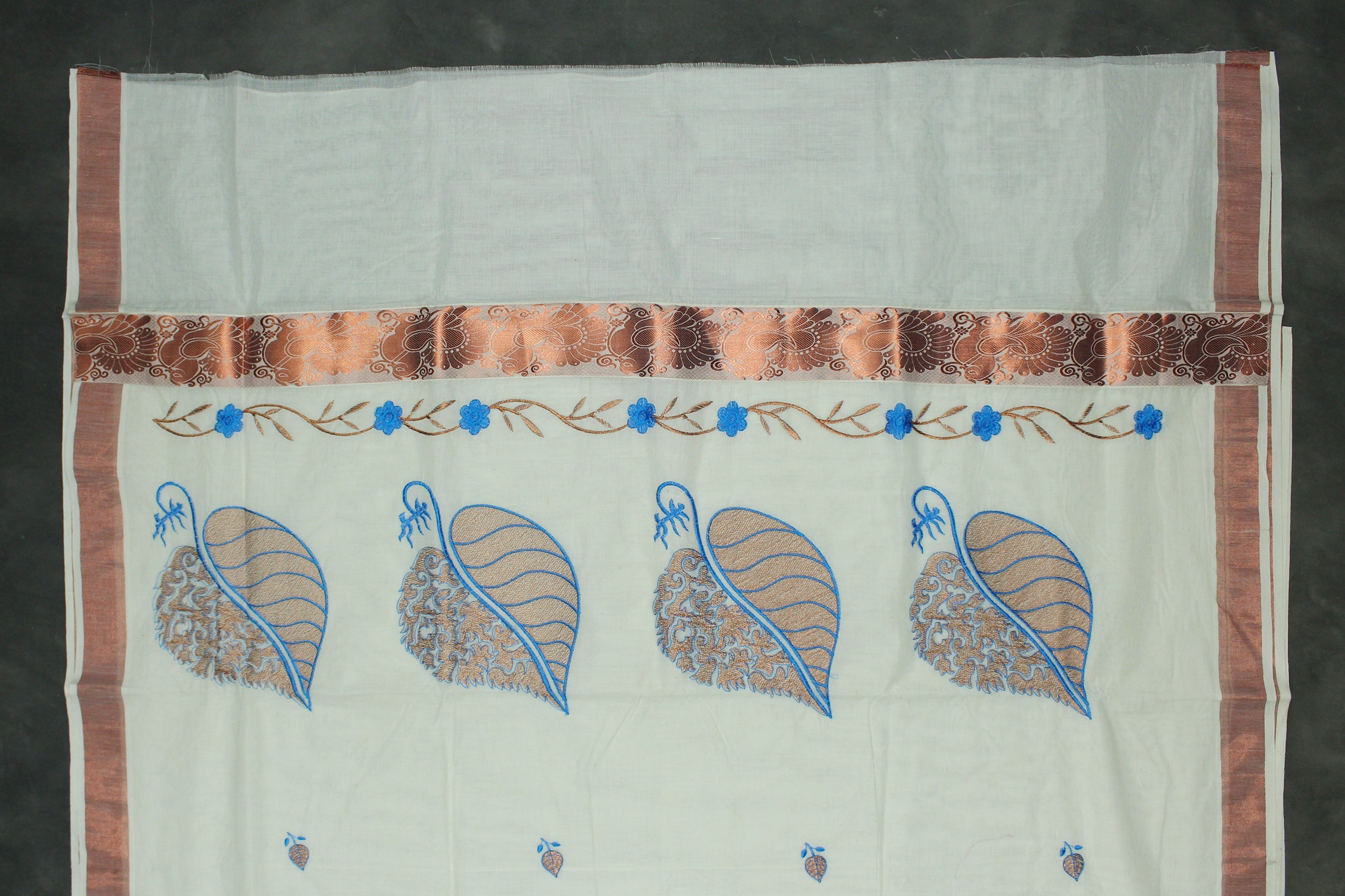 Pure Kerala Cotton White Saree with Copper Zari Border, Peacock Floral Embroidery and Blouse Piece — IMG-6
