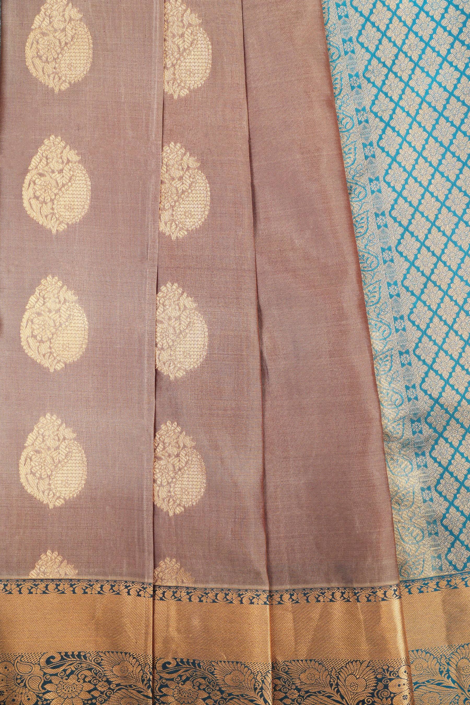 Lavish Handloom Silk Saree with Traditional Box Butties & Grand Pallu - View 3 - JCS Fashions