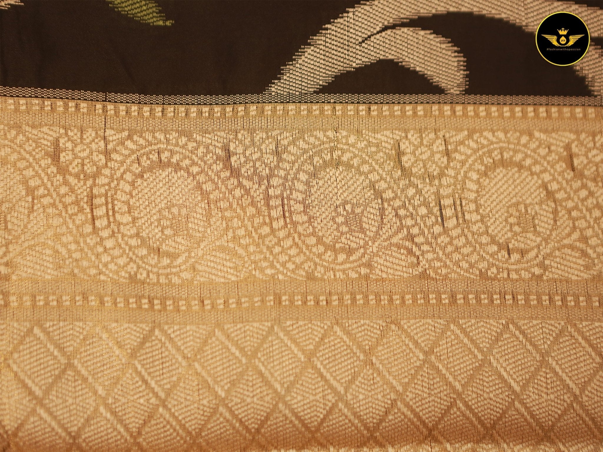 Banarasi Handloom Saree with All Over Zari & Designer Pallu, Beautiful Contrast Zari Work Border SAREE JCS Fashions