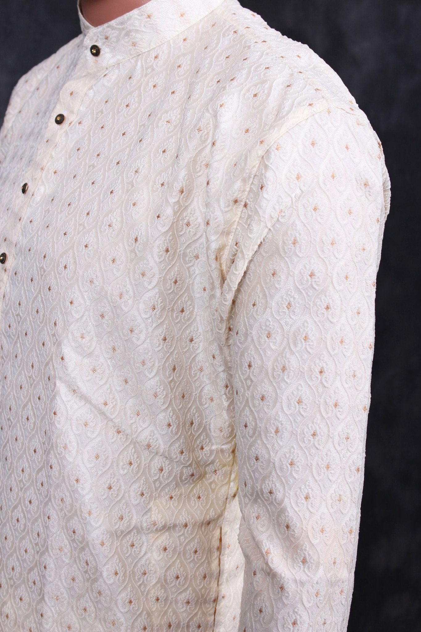 Chic White Hand-Woven Jacquard Men's Kurta for Weddings and Parties Men JCS Fashions