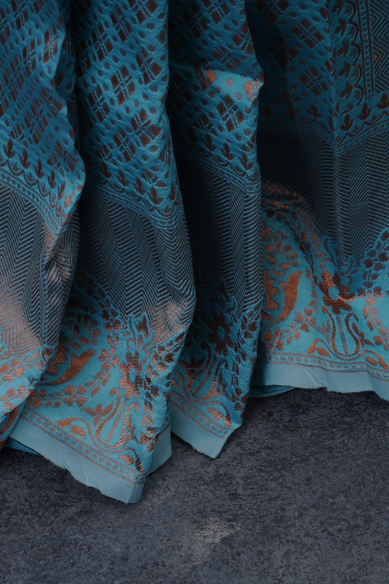 Elegant Banarasi Silk Saree & Zari Woven Blouse - Indian Tradition Saree JCS Fashions