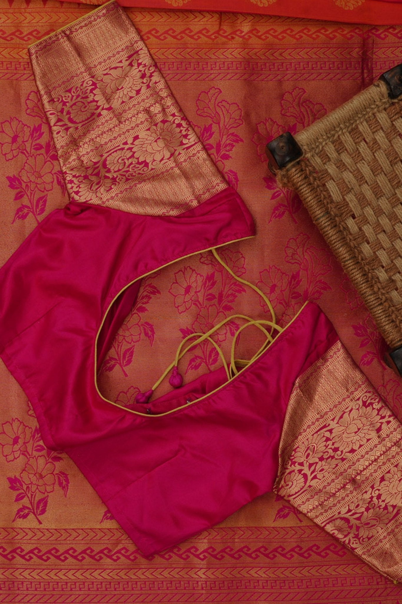 Elegant Double Warp Pure Handloom Silk Saree with Design Borders Saree JCS Fashions