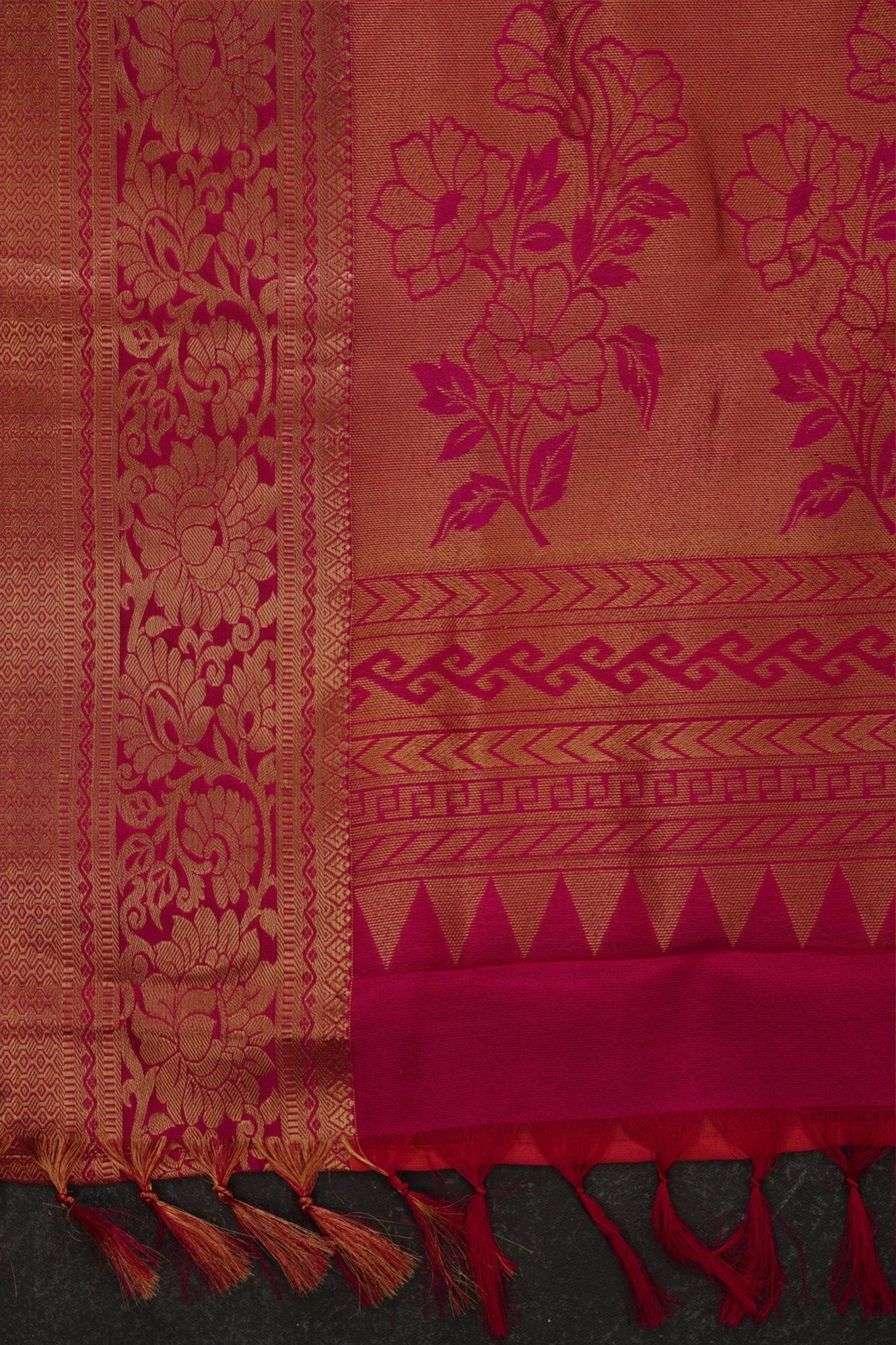 Elegant Double Warp Pure Handloom Silk Saree with Design Borders Saree JCS Fashions